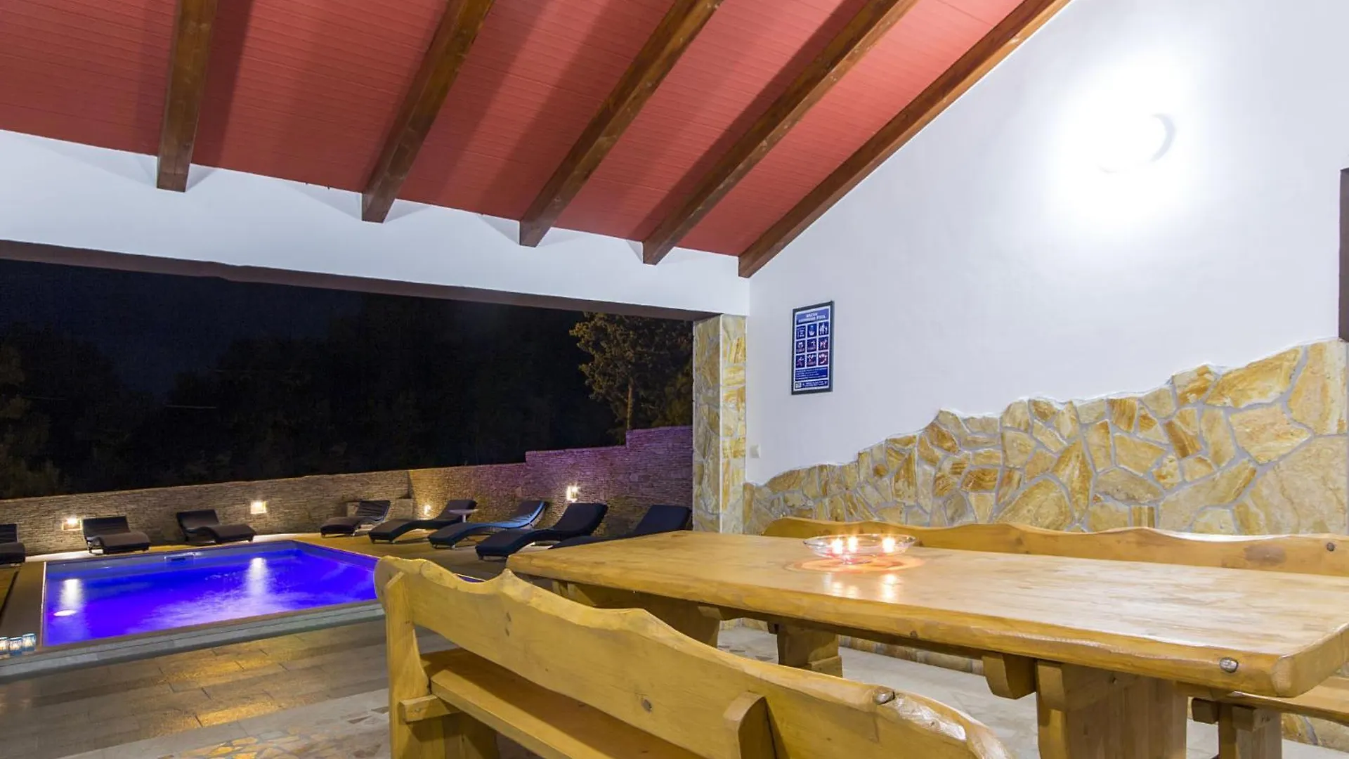 Villa 'L' By Interhome Medulin