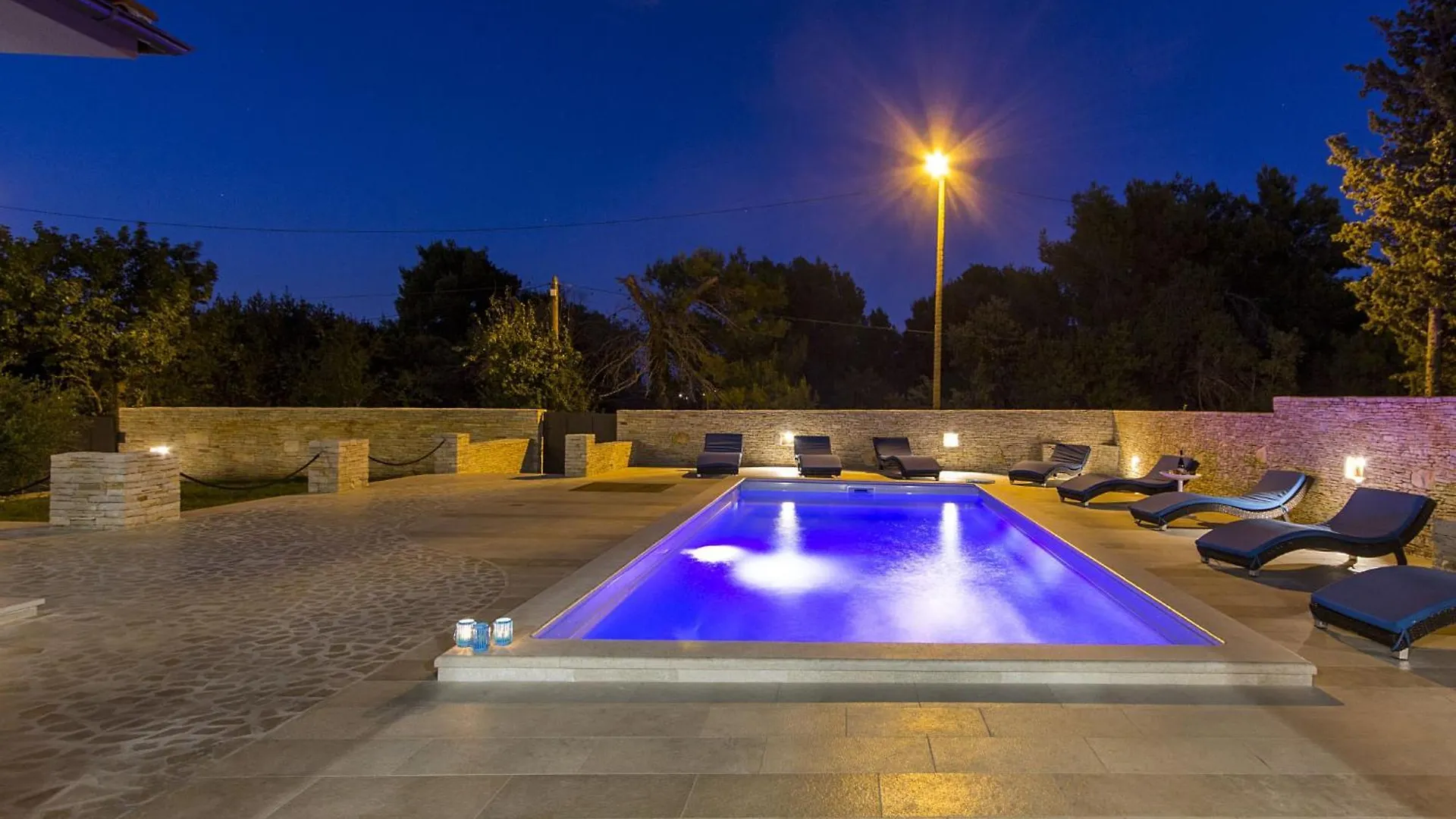 Villa 'L' By Interhome Medulin Croatia